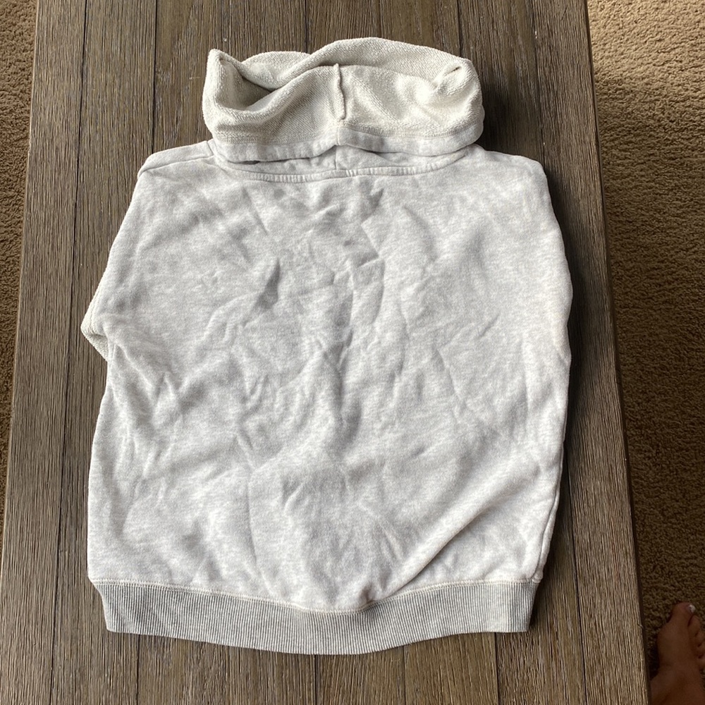 Sweater - Picture 4 of 4